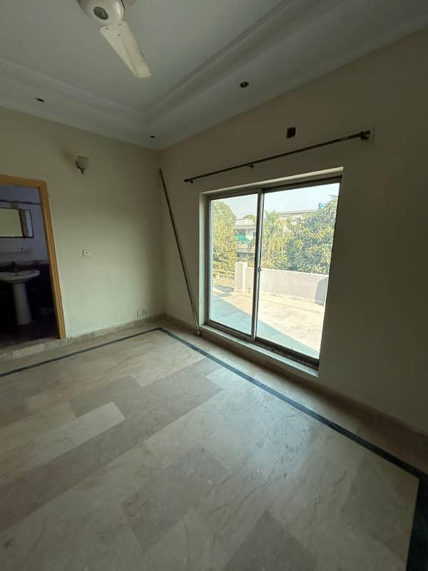 10 Marla house available for rent in phase 2 bahria town Rawalpindi 7