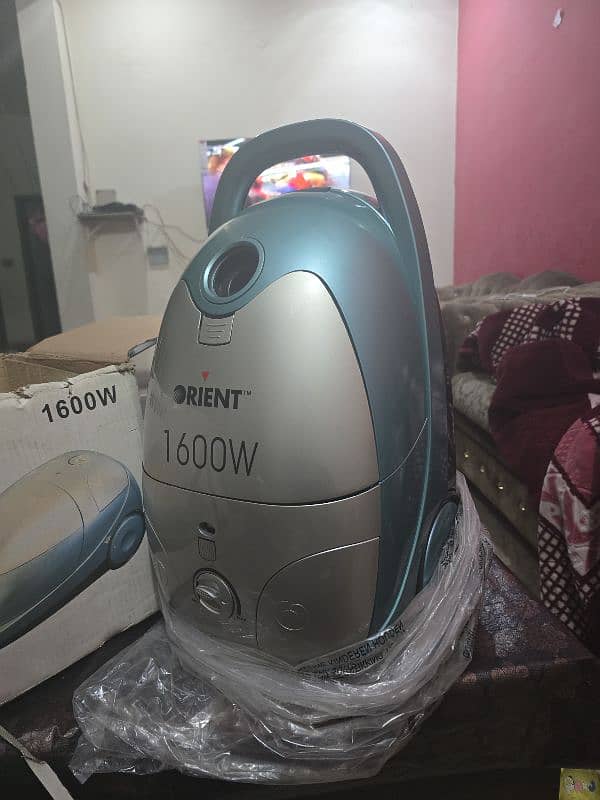 vacuum cleaner 1