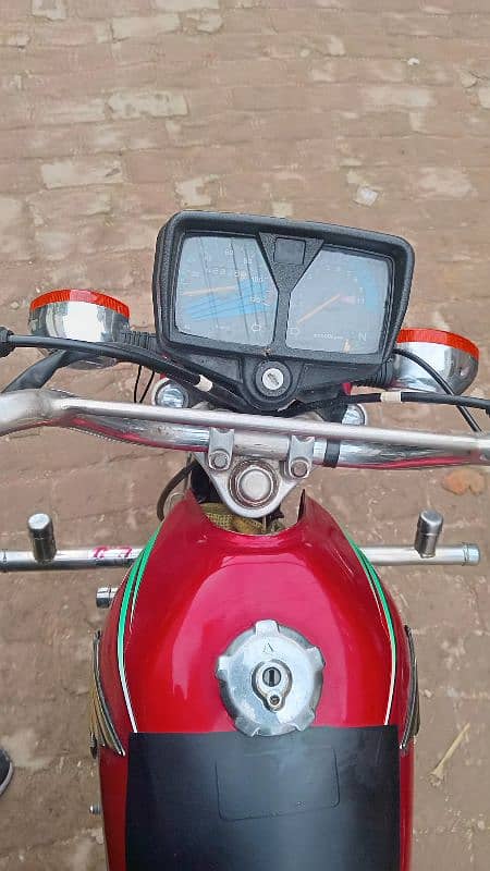 Honda 125 Model 2014 for sale 7