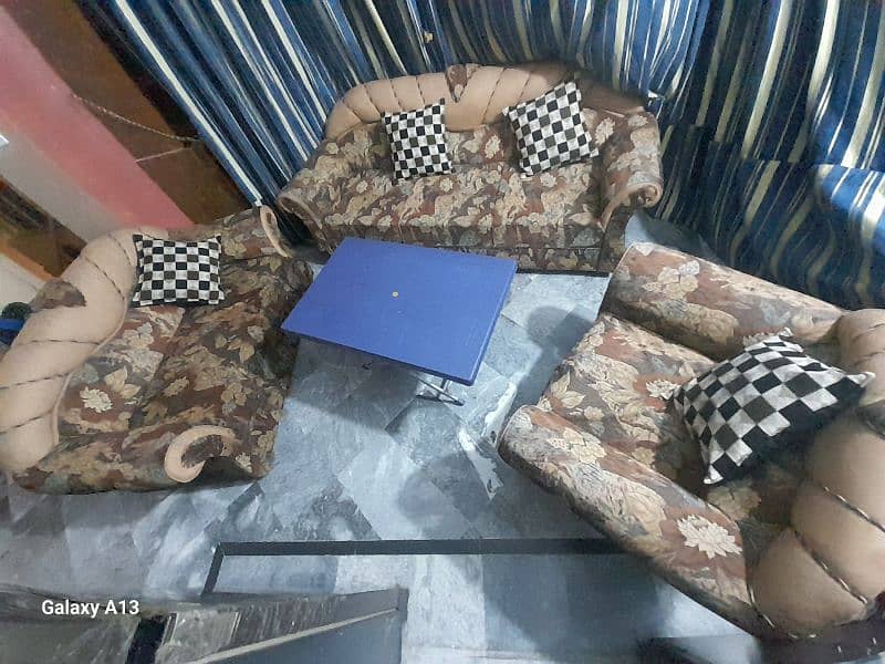 sofa set for sale without cousions 4