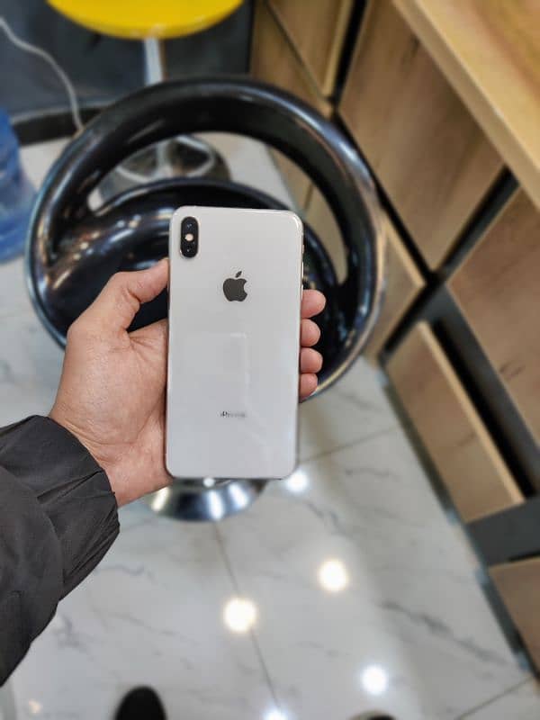 iphone xs max 64gb non pta White 0