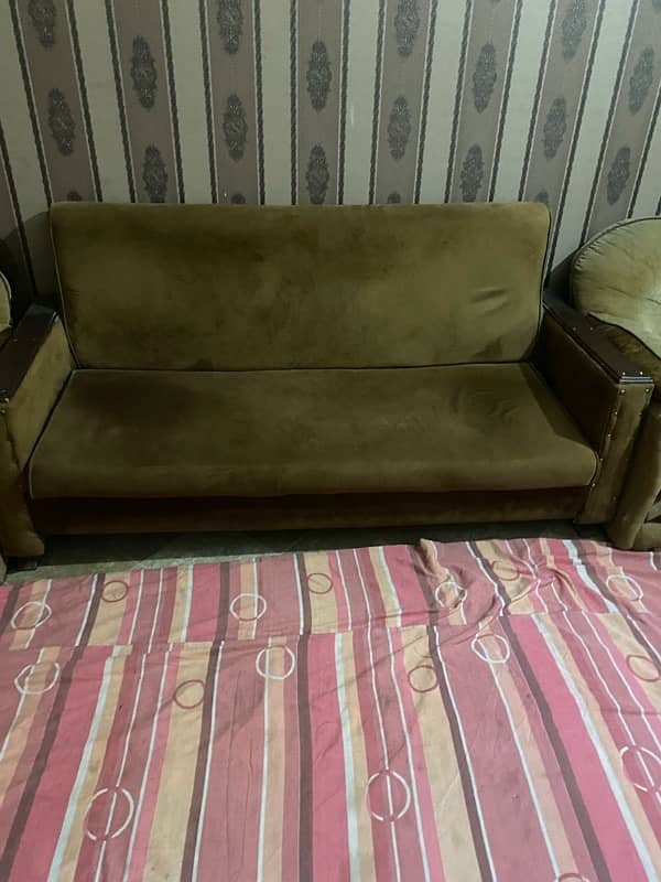 Sofa for sale 0