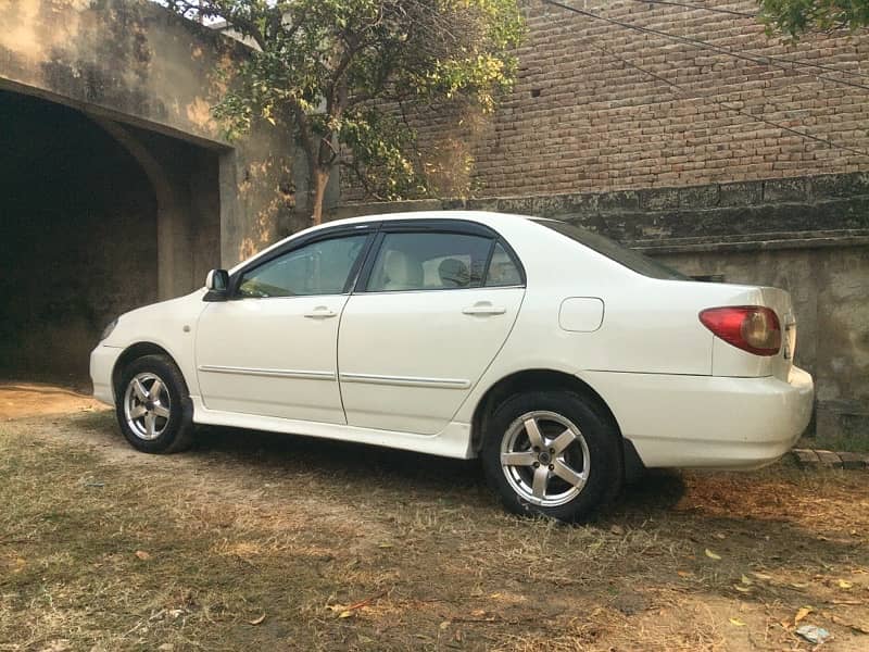 Toyota Corolla 2.0 D 2005 4