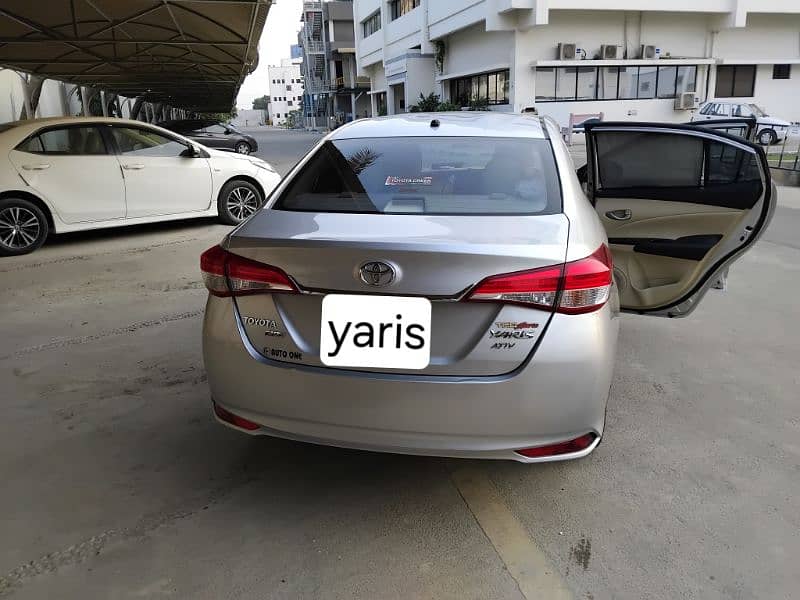 Toyota Yaris 2021 4