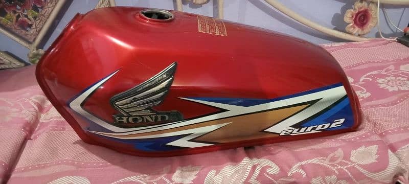 Honda 125 2020 fuel tank 0