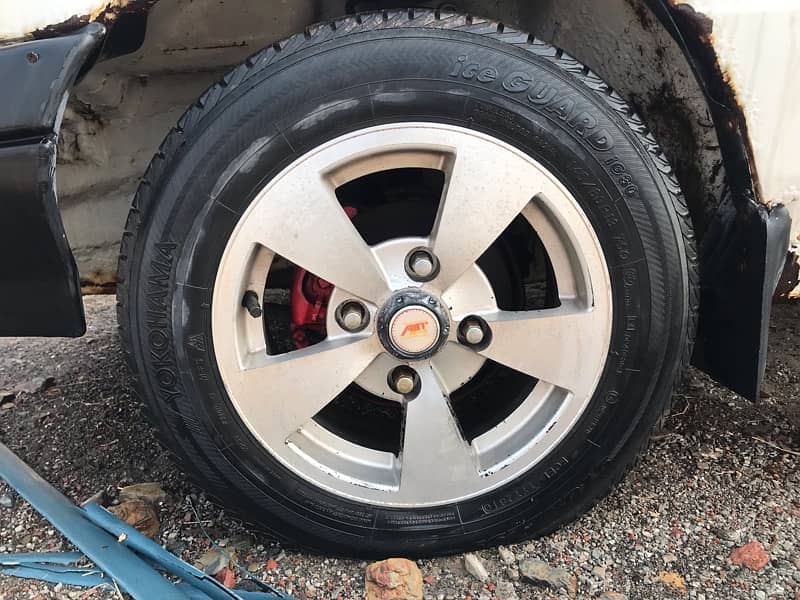 4 tyre’s with 4 alloy rims in good condition for sale price 50,000 4