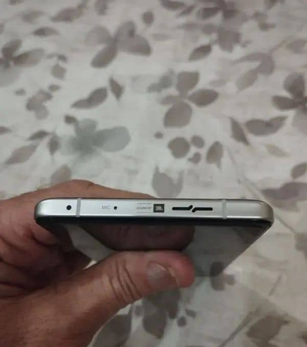 xiaomi k40 10 by 10 condition only exchange iPhone 4