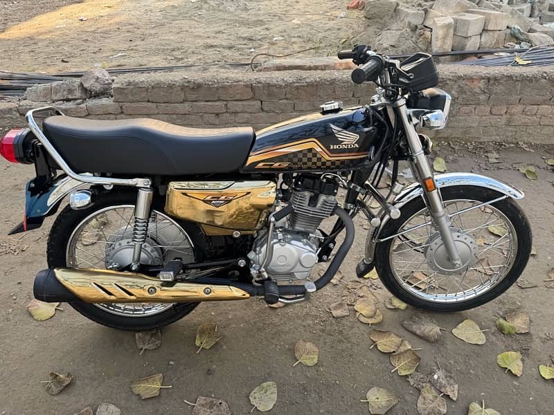 Honda 125 gold edition self start 1