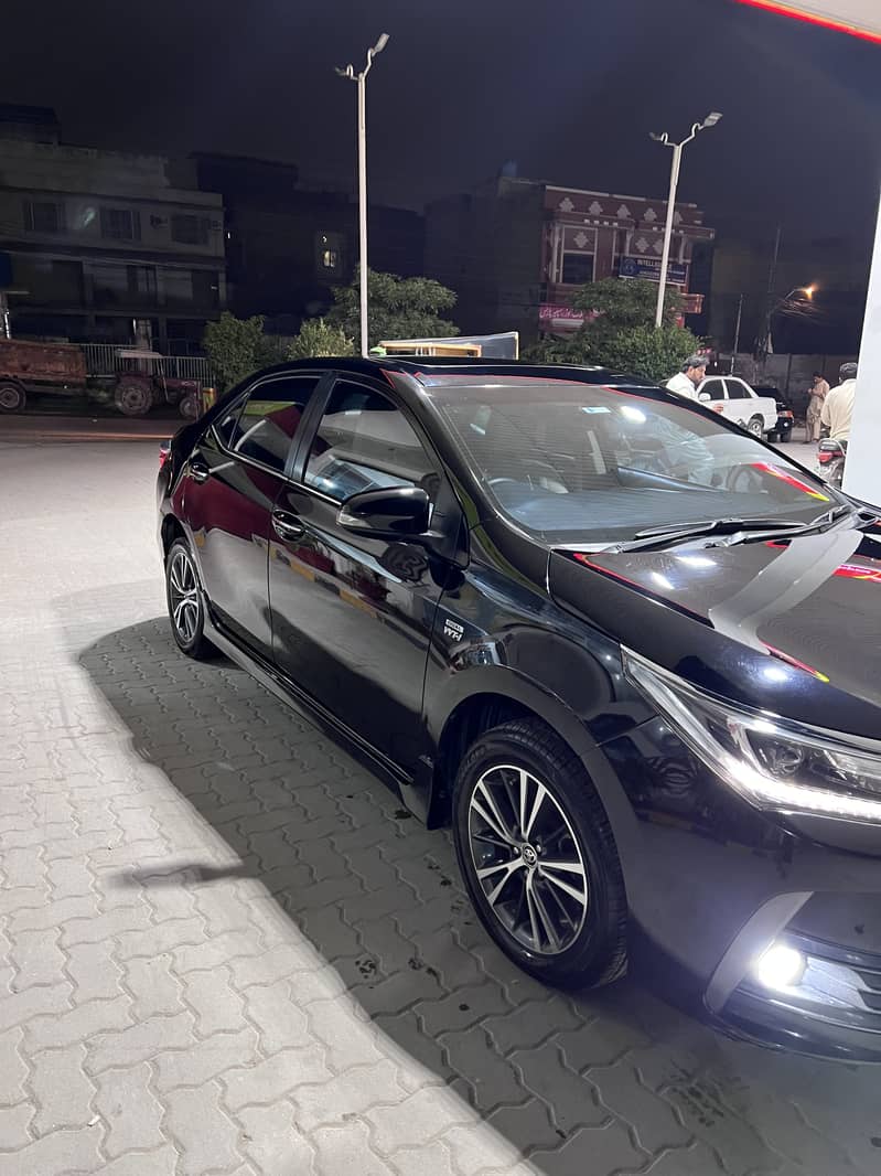 Toyota Altis Grande cvt 2019 2