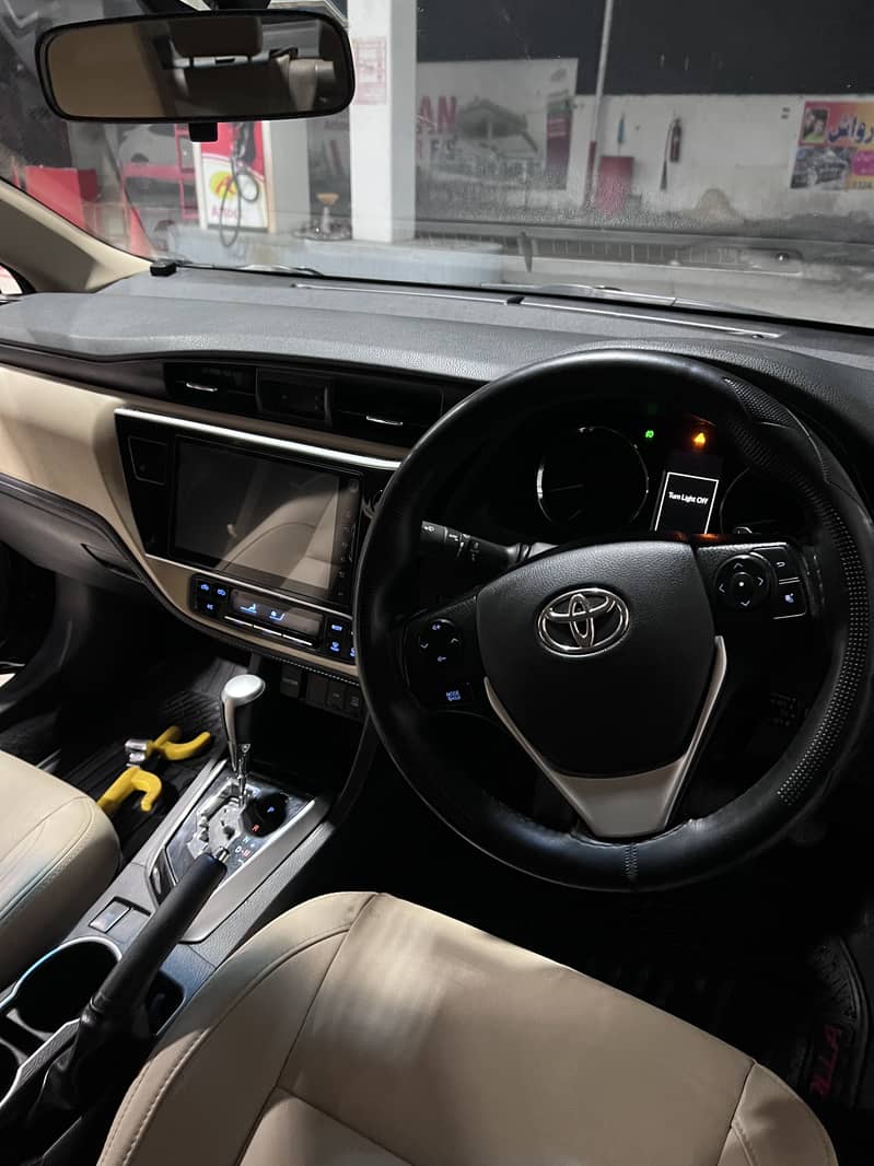 Toyota Altis Grande cvt 2019 11