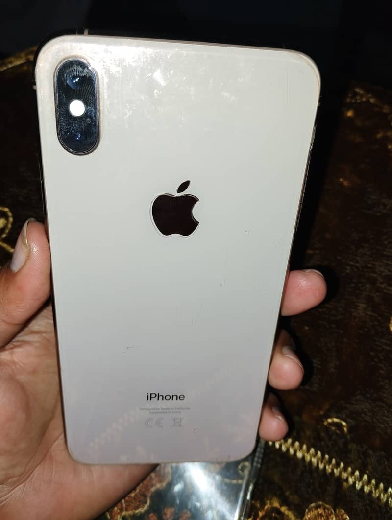 Apple iPhone XS Max 2