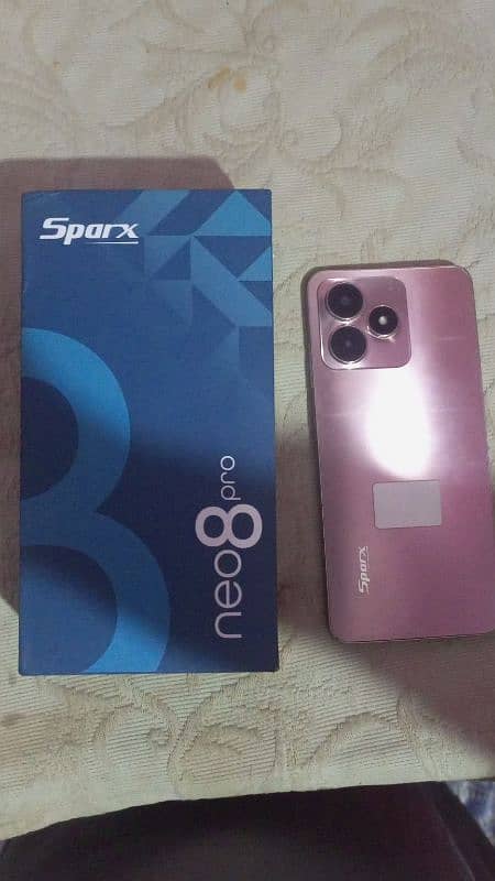 sparx NeO 8 pro mobail he 7