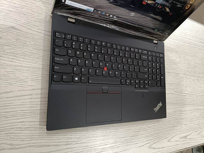 Lenovo Thinkpad P15v core i7 10th gen hexacore 4gb Nvidia 15.6 1080p 5