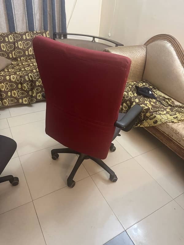 office chair and  table for sale 10