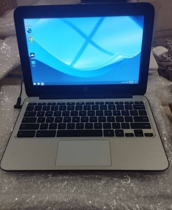 Hp Chromebook 11 G3 |2.16 GHz Processor | 2/16Gb | 11.6 Inch |Window10 0