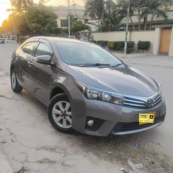 Toyota Corolla Altis 2015 1