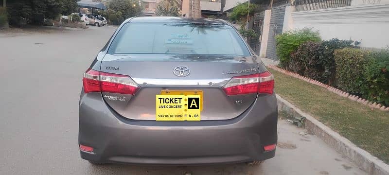 Toyota Corolla Altis 2015 3