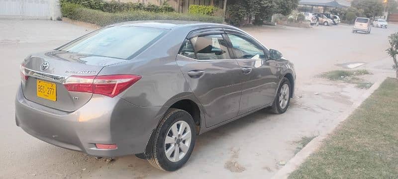 Toyota Corolla Altis 2015 6