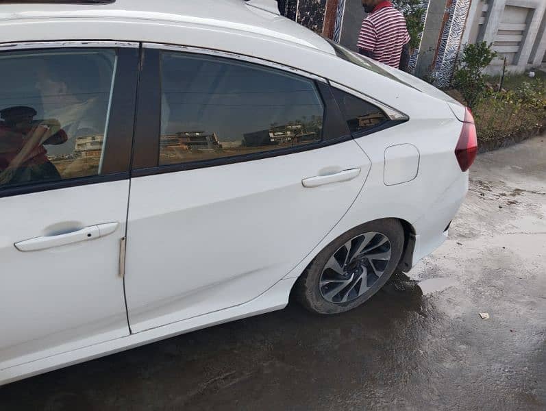 Honda City IVTEC 2018 UG 6