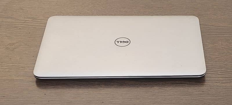 Urgently sale Dell XPS Core i7 Laptop 8GB RAM, 256GB SSD, Touchscreen 3