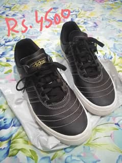 Adidas original shoes Euro 44 Size