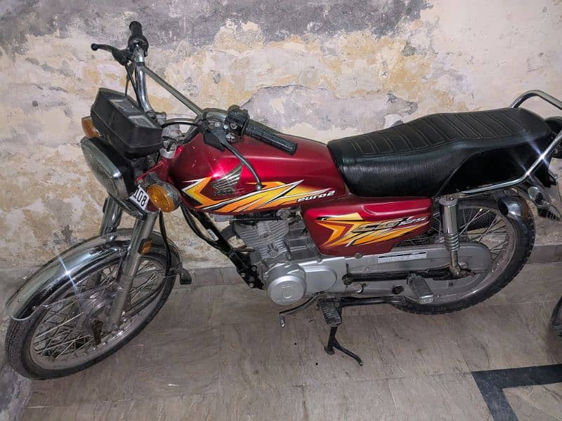 Honda CG125 2021 Model for Sale in Lahore 2