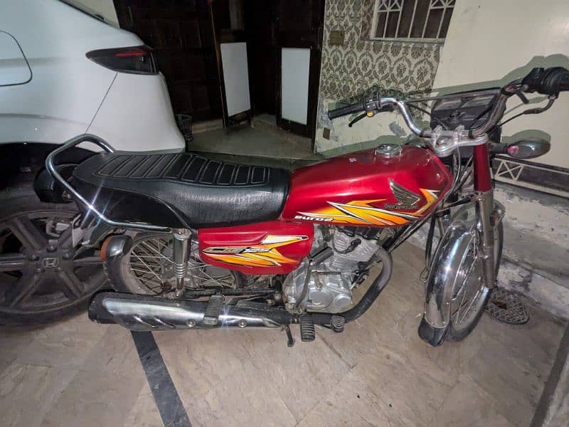 Honda CG125 2021 Model for Sale in Lahore 4