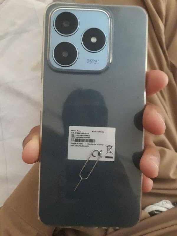 Realme C63 8 128 3