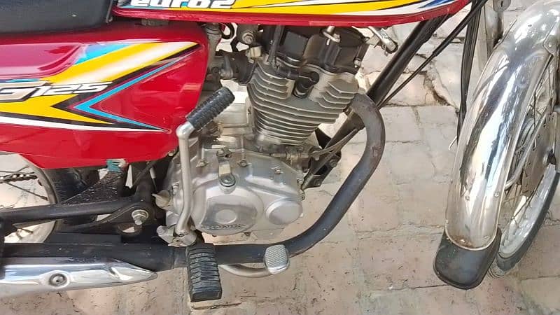 honda 125 model 2019 or demand he 1 lakh 40 hazar  . . mob 03104037163 2