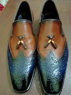 Formal leather shoes