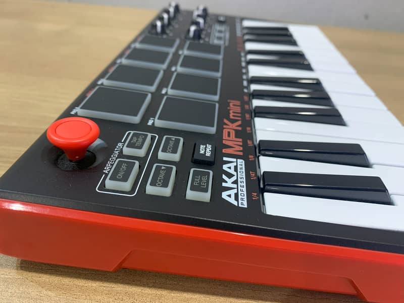 Akai Mpk Mini Mk2 - Like New 1