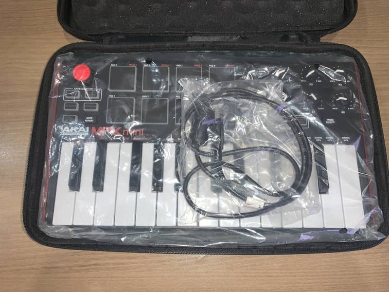 Akai Mpk Mini Mk2 - Like New 6