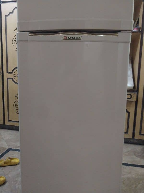 Dawlance Fridge For Sale Best Condition 4