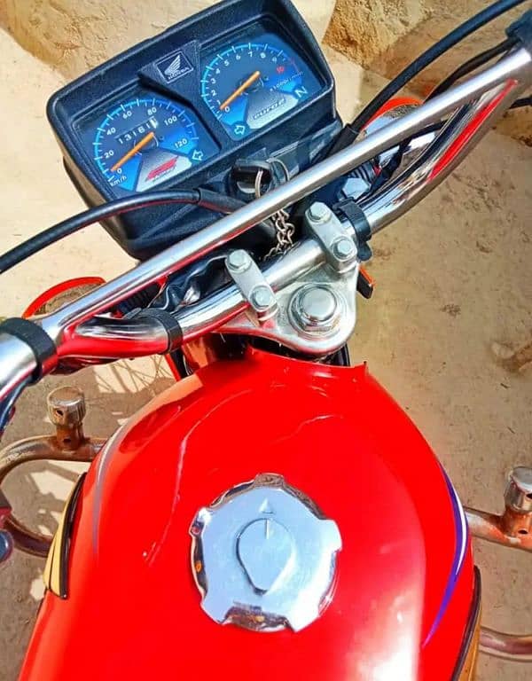 Honda CG 125 Motorcycle For Sale. ,03425820107 2