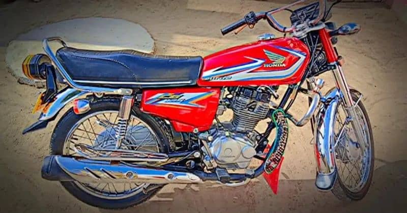 Honda CG 125 Motorcycle For Sale. ,03425820107 3