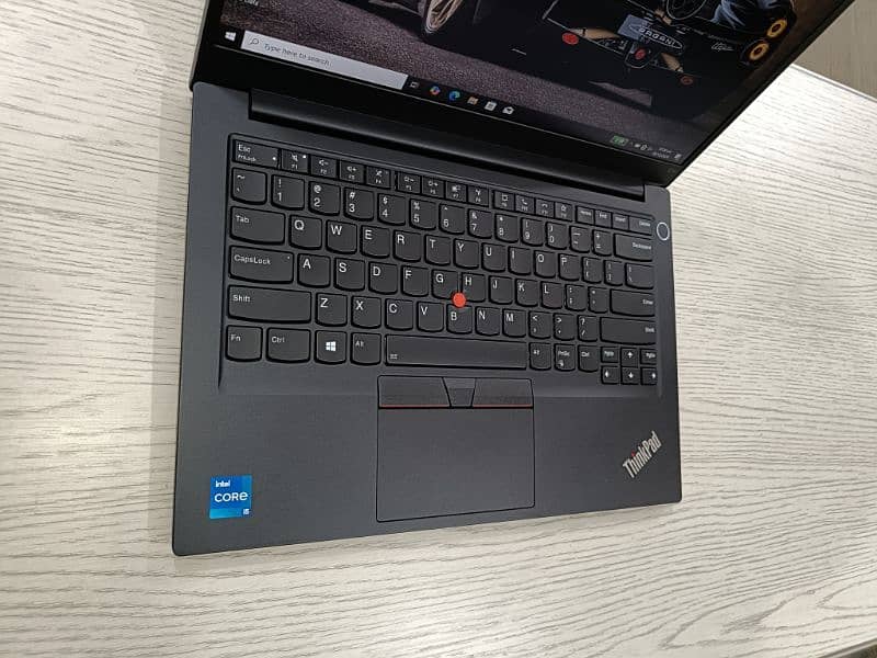 Lenovo Thinkpad E14 core i5 11th gen quadcore 14 inch 1080p ips screen 3