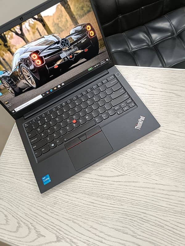 Lenovo Thinkpad E14 core i5 11th gen quadcore 14 inch 1080p ips screen 6