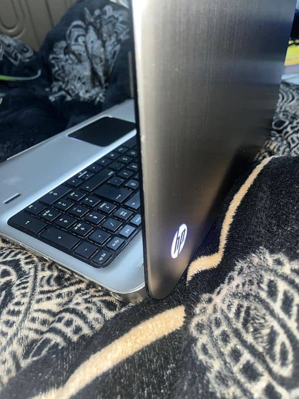 Hp laptop intel corei7-2nd Gen 1