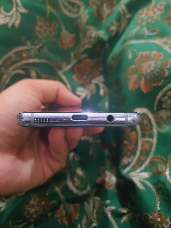 Samsung S8+ ( Urgent Sale ) 3