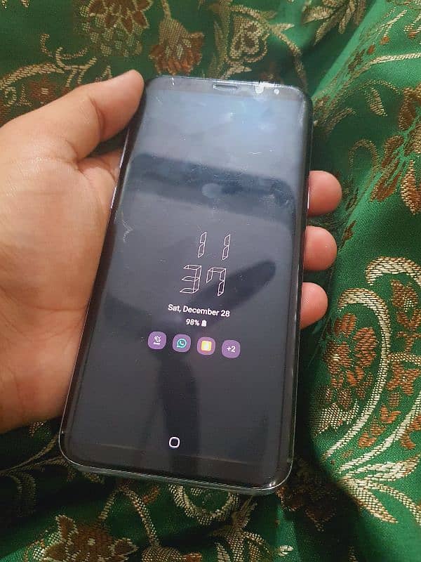 Samsung S8+ ( Urgent Sale ) 5