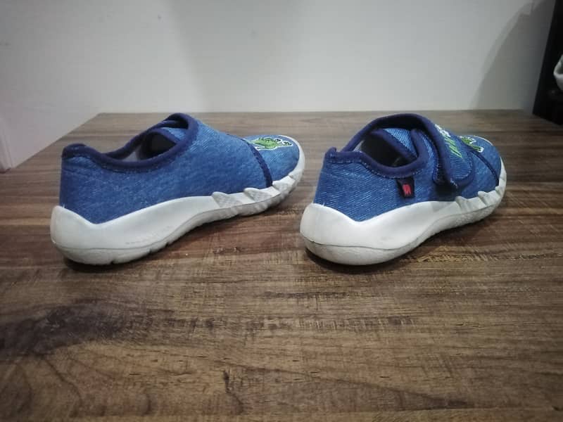 Original Quechua Shoes All Euro 27 Size 4