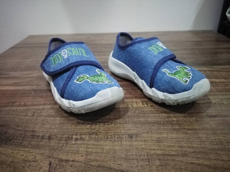 Original Quechua Shoes All Euro 27 Size 5