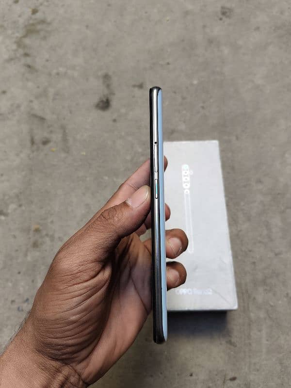 Oppo Reno 2F  8/128 3