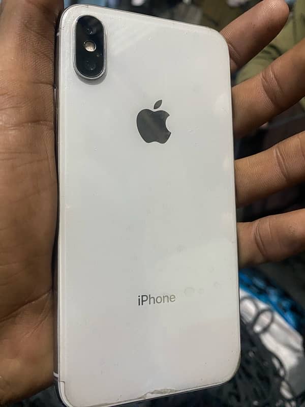 IPHONE x PTA APPROVED 64 GB clour white 1