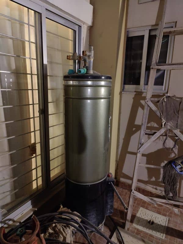 National Geyser Brand New condition 2