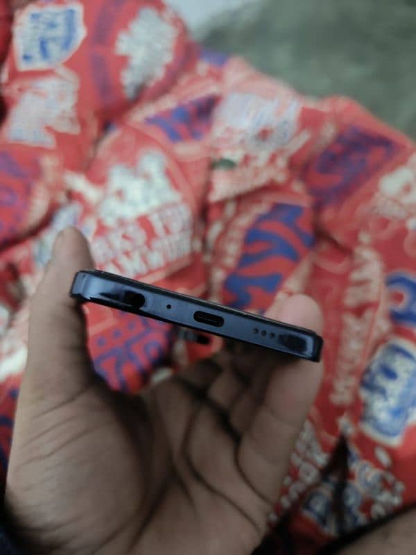 tecno camon 20 pro 8gb 256 PTA official 5