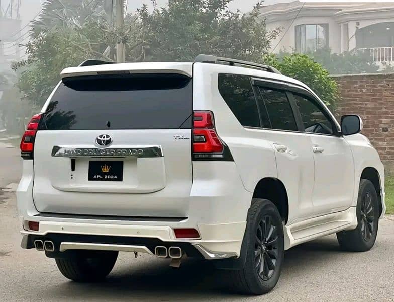 Toyota Prado 2018 3