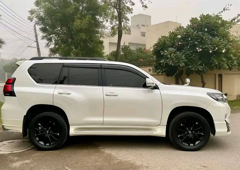 Toyota Prado 2018 4