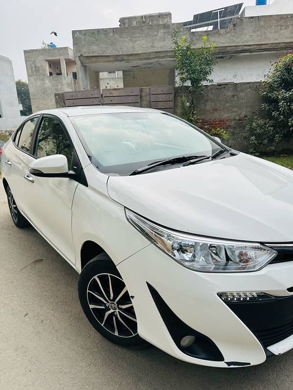 Toyota Yaris Ativ X CVT 1.5 6