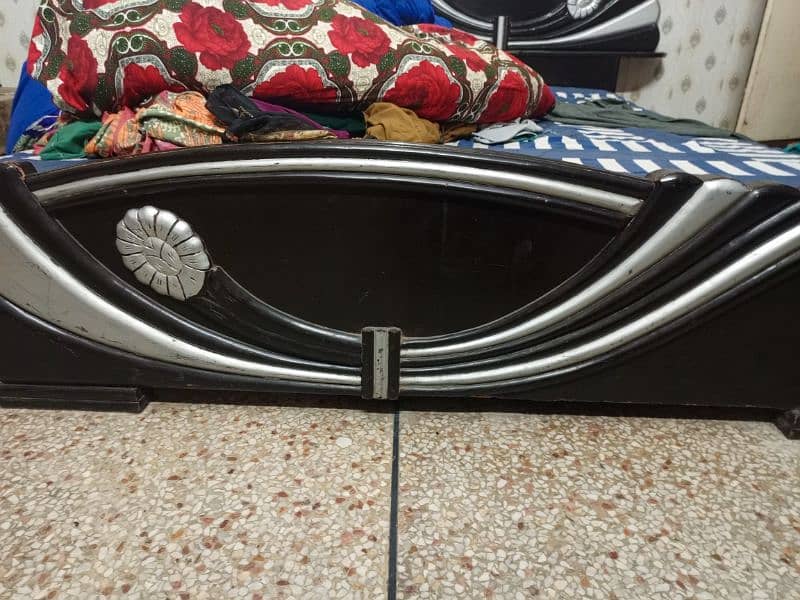 Second hand bed for sale with two side tables 2